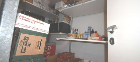 7 rooms Apartment in Termoli, Italy No. 78889 6