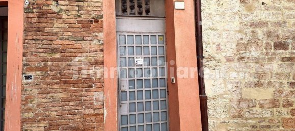 2 rooms Commercial property in Perugia, Italy No. 176001 12