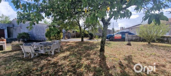 Casa de 2 dormitorios en Le Gua, France No. 326449 3