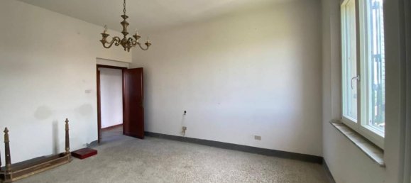 3 bedrooms Apartment in Castelfiorentino, Italy No. 45002 6