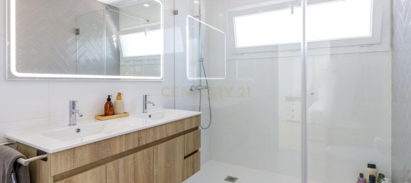 4 bedrooms Villa in Setubal, Portugal No. 136468 26