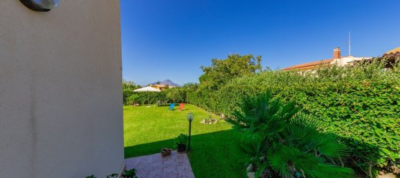 4غرفة منزل في Campofelice di Roccella, Italy رقم 129846 25