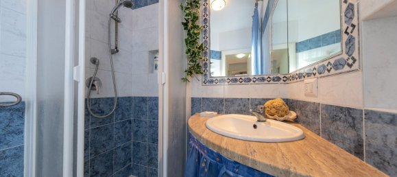 4غرفة منزل في Campofelice di Roccella, Italy رقم 129846 26