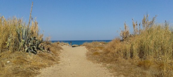 4غرفة منزل في Campofelice di Roccella, Italy رقم 129846 47