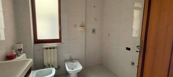 6 rooms Apartment in Messina, Italy No. 21478 30