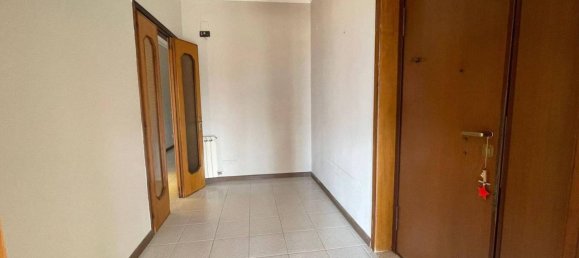 6 rooms Apartment in Messina, Italy No. 21478 15