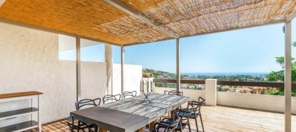 2 bedrooms Apartment in El Madronal, Spain No. 118589 2