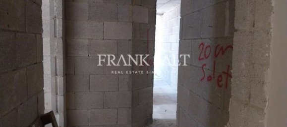 2 Schlafzimmer Wohnung in Xaghra, Malta, Nr. 993 3