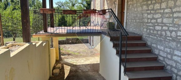 4 Schlafzimmer Haus in Vinchiaturo, Italy, Nr. 310769 35