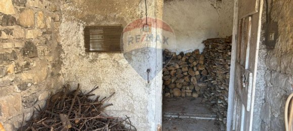 4 Schlafzimmer Haus in Vinchiaturo, Italy, Nr. 310769 37