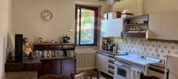 4 Schlafzimmer Haus in Vinchiaturo, Italy, Nr. 310769 9