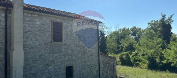 4 Schlafzimmer Haus in Vinchiaturo, Italy, Nr. 310769 50