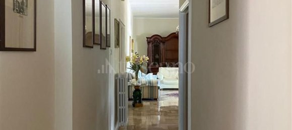 Villa de 15 divisões em Bari, Italy N.º 289156 22