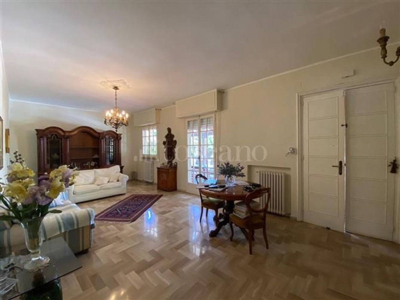 Villa de 15 divisões em Bari, Italy N.º 289156