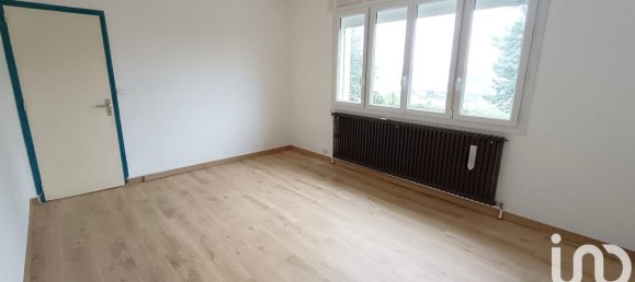 Casa de 2 dormitorios en Pruniers, France No. 210768 11