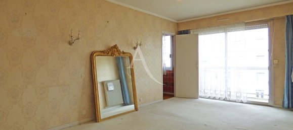 2 bedrooms Apartment in Gagny, France No. 162723 4