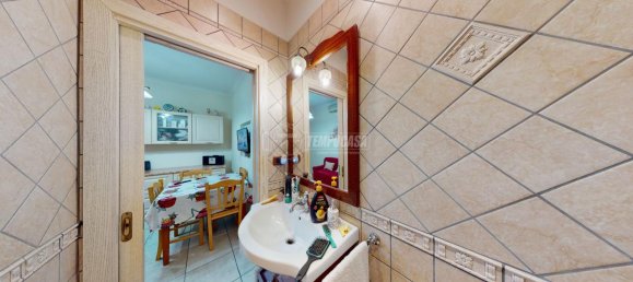 2 rooms Apartment in Bari, Italy No. 118406 10