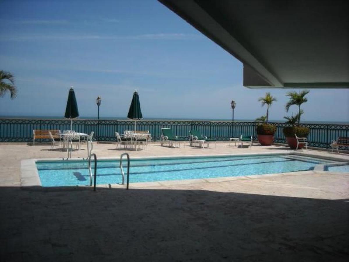 4 bedrooms Apartment in Guadalajara de Buga, Colombia No. 3761