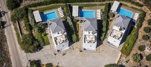 4 bedrooms Villa in Chania, Greece No. 181 15