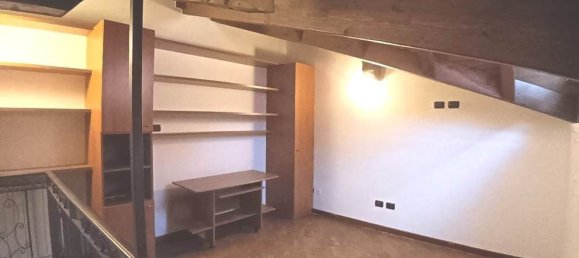 3 غرف نوم منزل ذو طابقين في Verbania, Italy رقم 311619 16