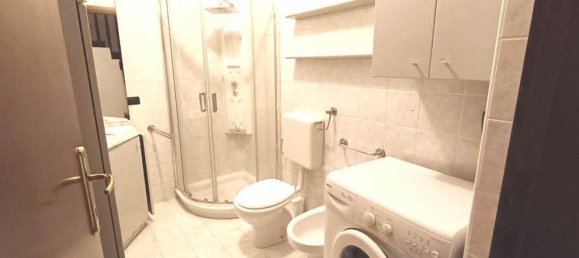 3 غرف نوم منزل ذو طابقين في Verbania, Italy رقم 311619 7