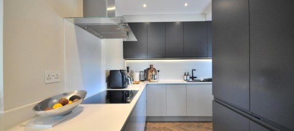 2 Schlafzimmer Wohnung in Bromley, United Kingdom, Nr. 13468 4