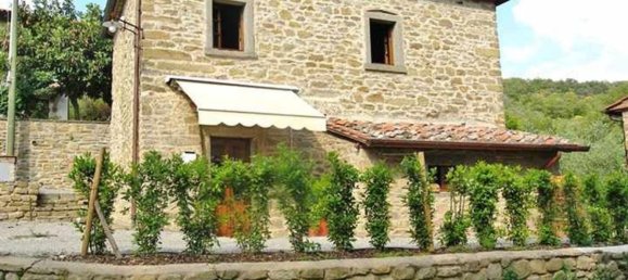 4غرفة منزل في Cortona, Italy رقم 173108 2