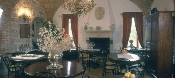 12 rooms House in Ascoli Piceno, Italy No. 74108 8