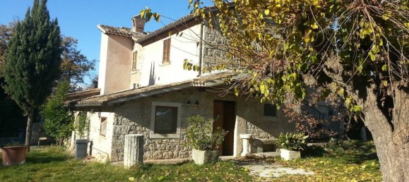 12 rooms House in Ascoli Piceno, Italy No. 74108 2