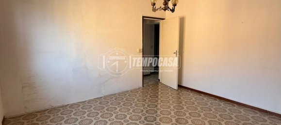 3 rooms Apartment in Cento, Italy No. 297800 11