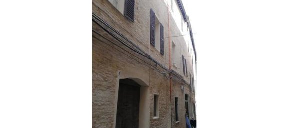 5-salle Appartement à Jesi, Italy No. 254357 6