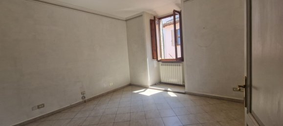 Apartamento T5 em Spoleto, Italy N.º 333445 5