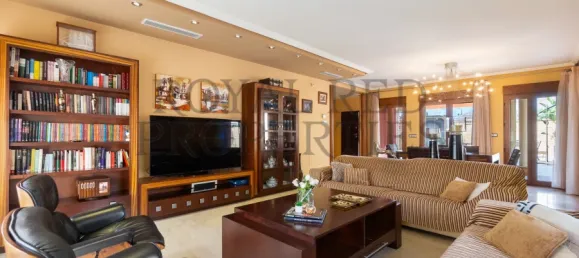 3 bedrooms Villa in Alicante, Spain No. 129133 4
