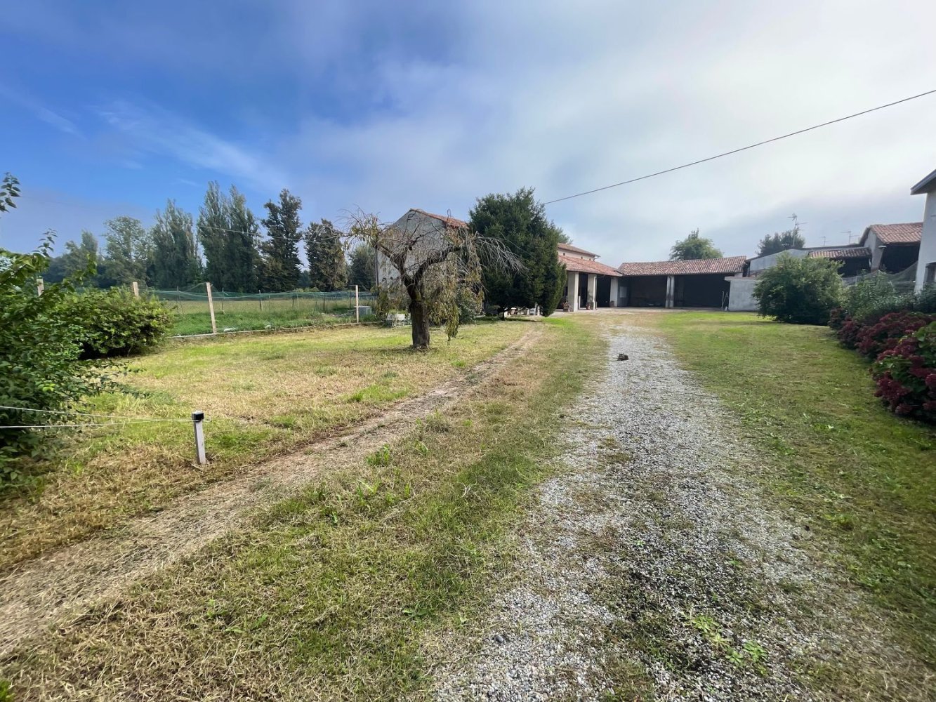 Дом с 3 комнатами в Каперньяника, Италия № 208610