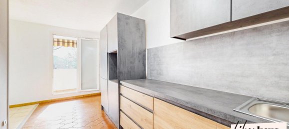 3 bedrooms Apartment in Salon-de-Provence, France No. 294748 3