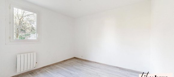 3 bedrooms Apartment in Salon-de-Provence, France No. 294748 4