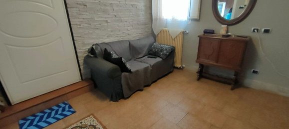 3 rooms House in Sant'Ilario d'Enza, Italy No. 292526 3