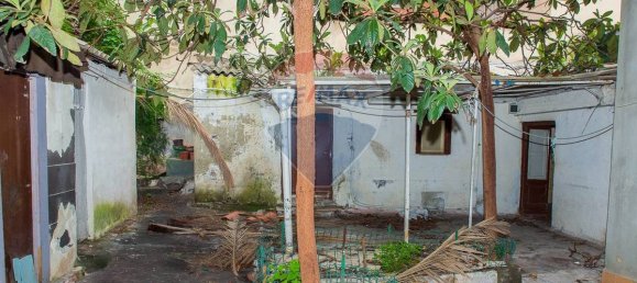 4 bedrooms House in Catania, Italy No. 237548 14