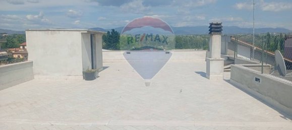 Квартира с 3 спальнями в Рим, Италия № 333646 7