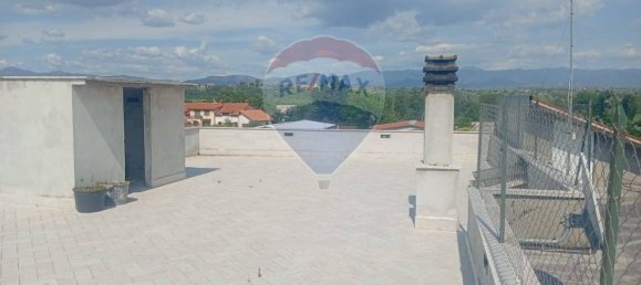 Квартира с 3 спальнями в Рим, Италия № 333646 2