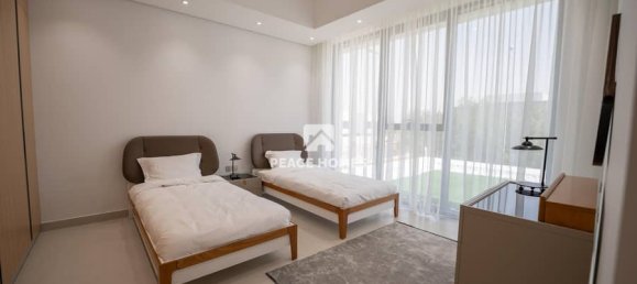 5 bedrooms Villa in Sharjah, UAE No. 17543 9