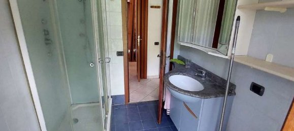 3 rooms Apartment in Lavena Ponte Tresa, Italy No. 179935 12