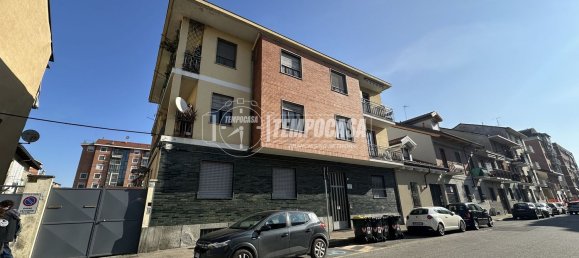 3 rooms Apartment in Turin, Italy No. 12781 22