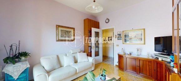 3 rooms Apartment in Turin, Italy No. 12781 11