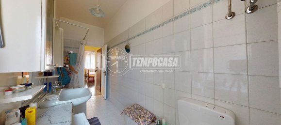 3 rooms Apartment in Turin, Italy No. 12781 15