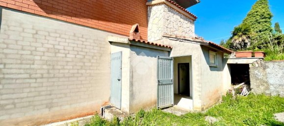 1-Zimmer Garage in Sonnino, Italy, Nr. 13129 40