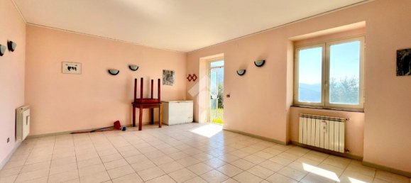 1-Zimmer Garage in Sonnino, Italy, Nr. 13129 6
