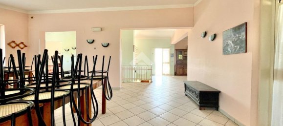 1-Zimmer Garage in Sonnino, Italy, Nr. 13129 26