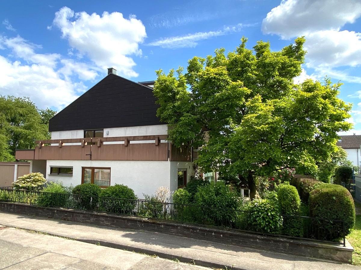 3 bedrooms Townhouse in Ludwigsburg, Germany No. 334652