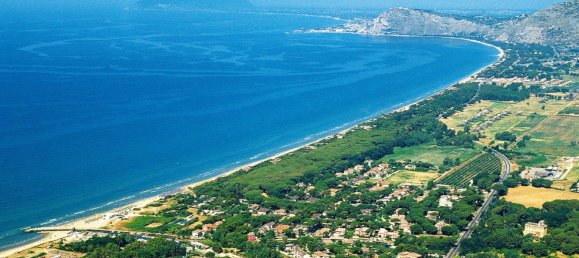 7-salle Villa à Fondi, Italy No. 198915 20